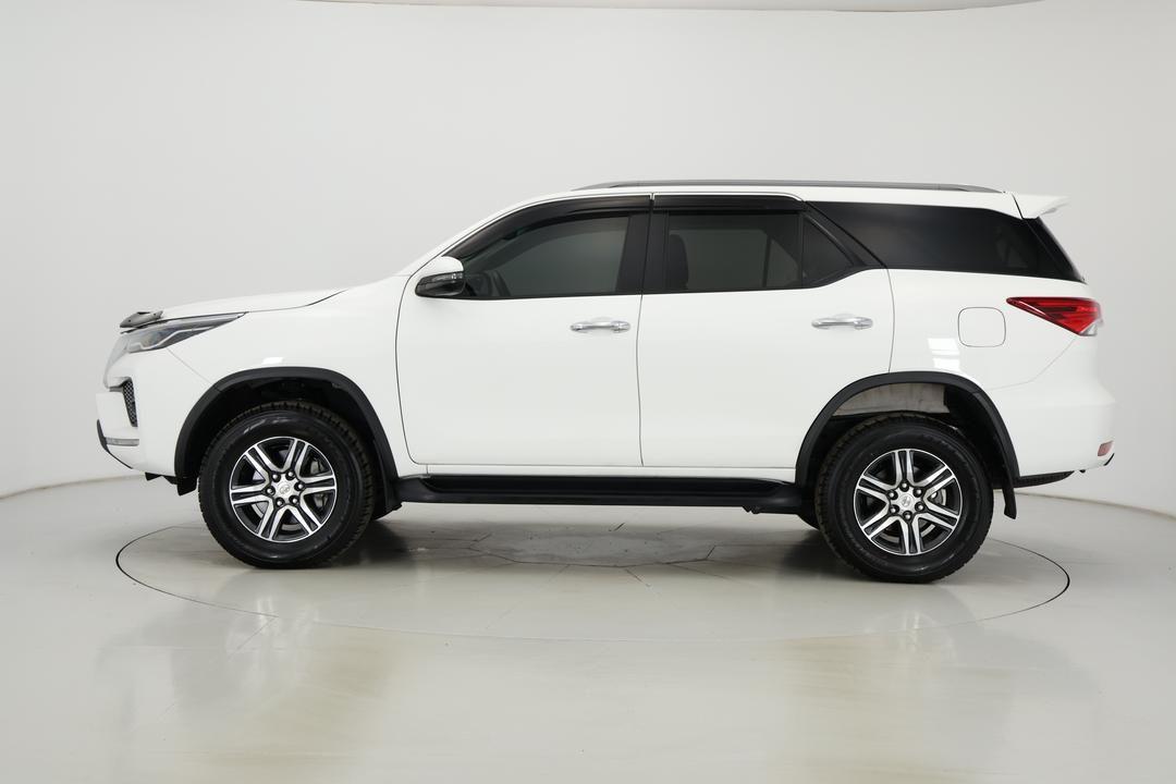 2021 Toyota Fortuner Gxl, Automatic, 42732 km, Left Side View