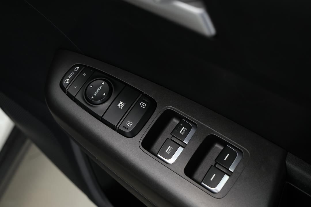 2018 Kia Sportage Si Premium (FWD), Automatic, 124868 km, Speaker View