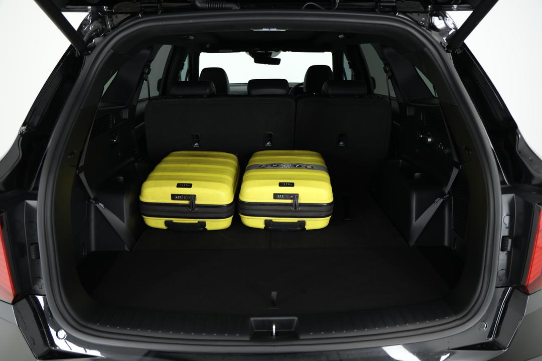 2024 Kia Sorento Gt-line 7 Seat, Automatic, 11980 km, Boot Inside View with Luggage