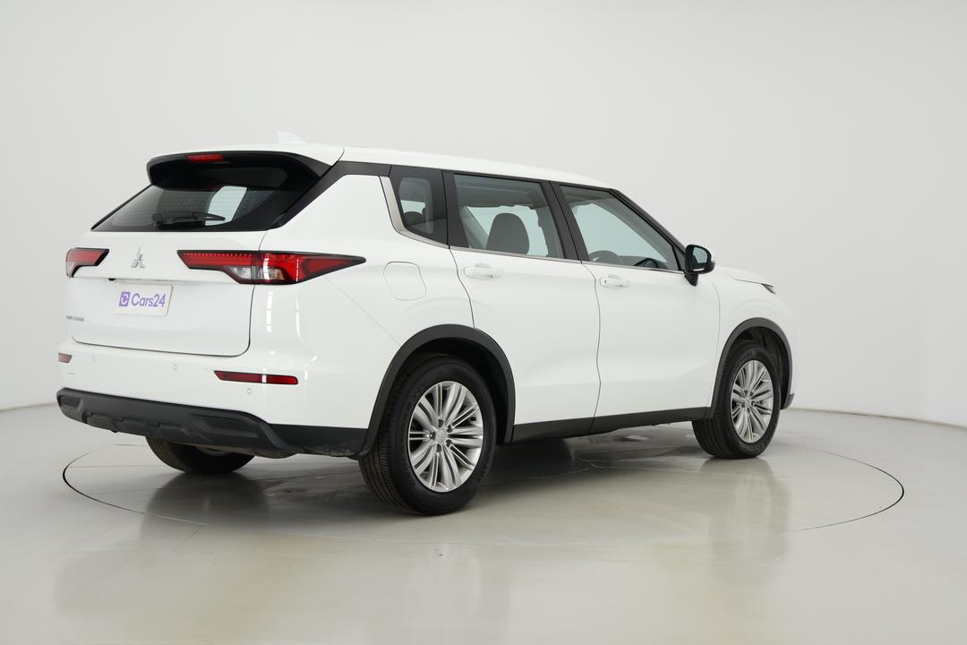 2024 Mitsubishi Outlander Es 5 Seat (2WD), Automatic, 27448 km, Right Back Diagonal (45- Degree) View