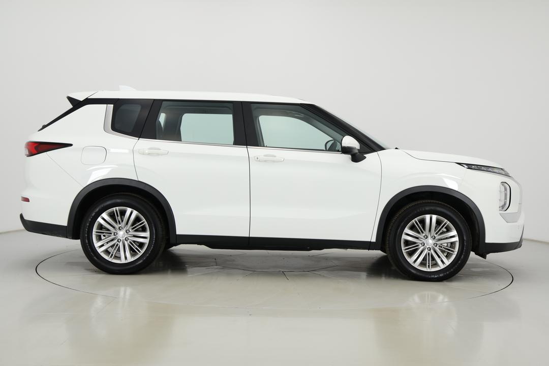 2024 Mitsubishi Outlander Es 5 Seat (2WD), Automatic, 27448 km, Right Side View