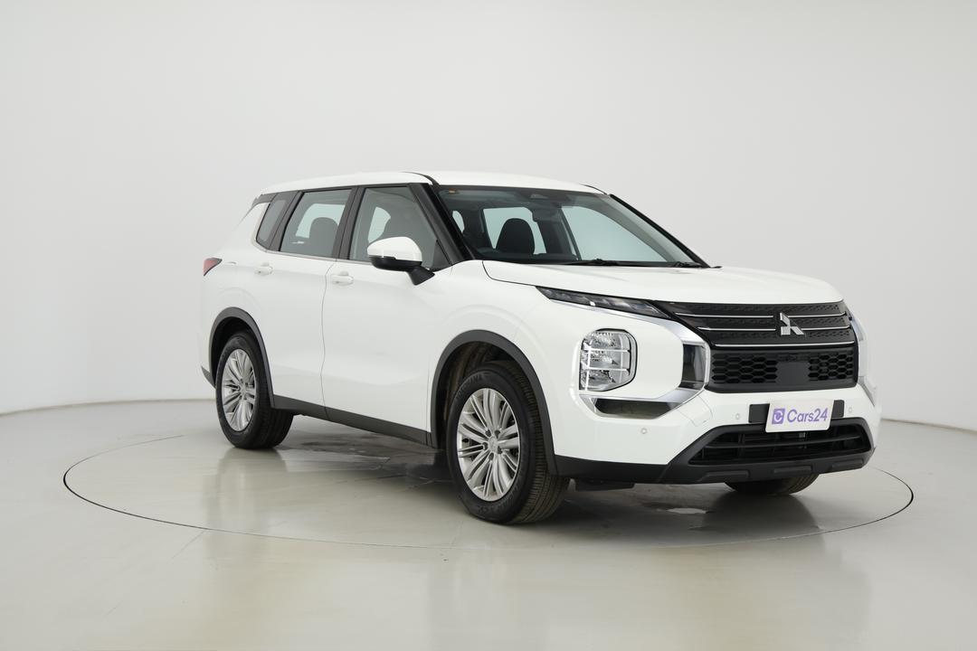 2024 Mitsubishi Outlander Es 5 Seat (2WD), Automatic, 27448 km, Right Front Diagonal (45- Degree) View