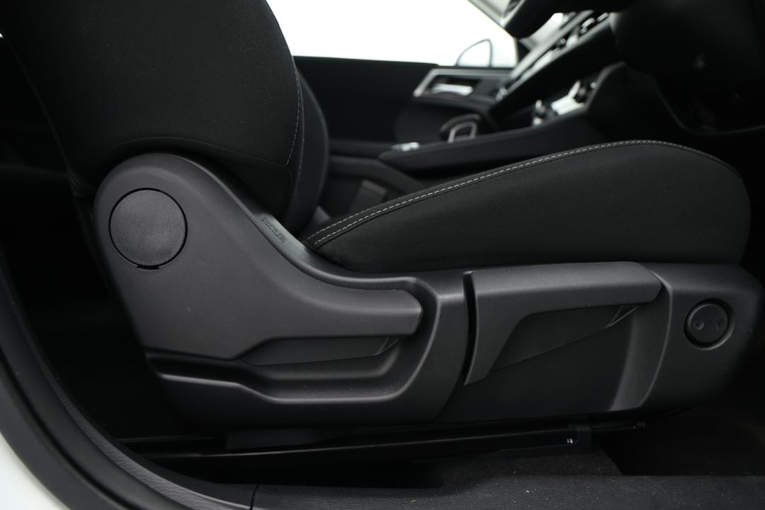 2024 Mitsubishi Outlander Es 5 Seat (2WD), Automatic, 27448 km, Speaker View