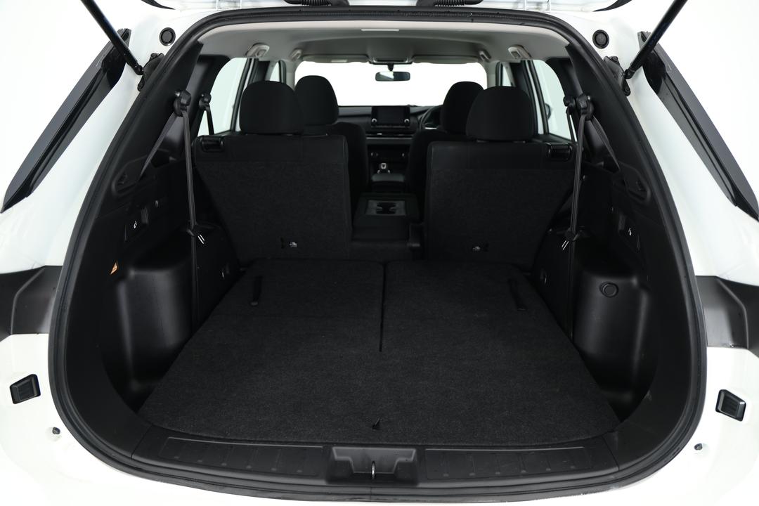2024 Mitsubishi Outlander Es 5 Seat (2WD), Automatic, 27448 km, Boot Inside View