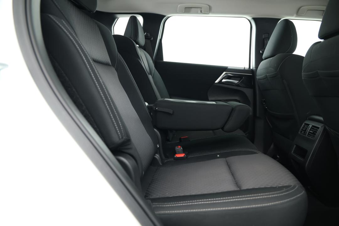 2024 Mitsubishi Outlander Es 5 Seat (2WD), Automatic, 27448 km, Right Side Rear Door Cabin View