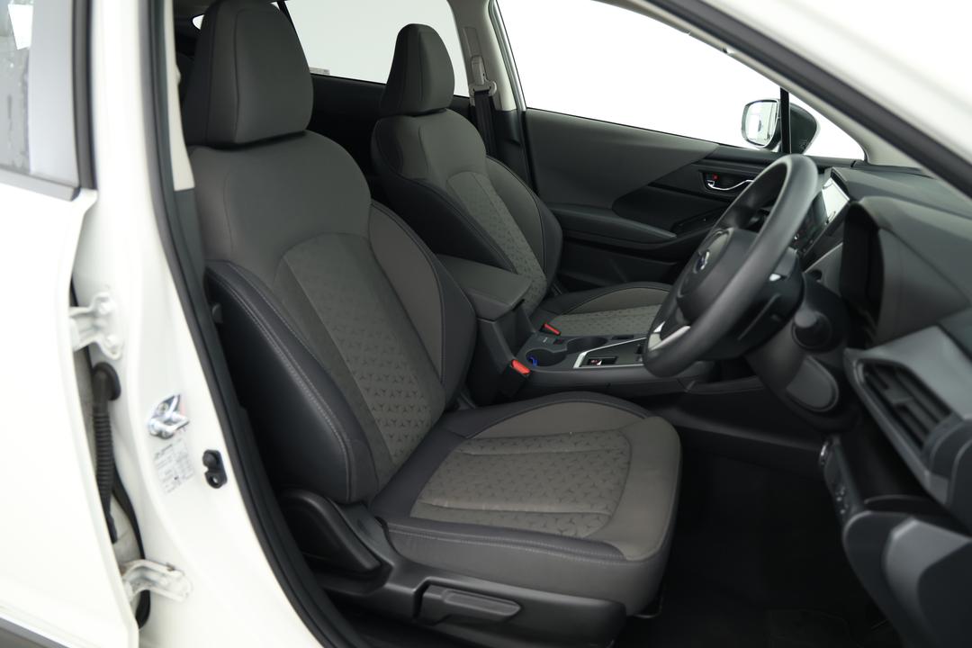 2025 Subaru Crosstrek AWD 2.0l, Automatic, 25556 km, Right Side Front Door Cabin View