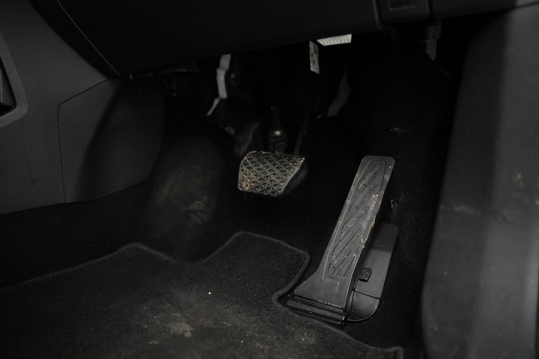 2024 Chery Omoda 5 Ex (high Version), Automatic, 23940 km, Drivers Side Adjustment Panel