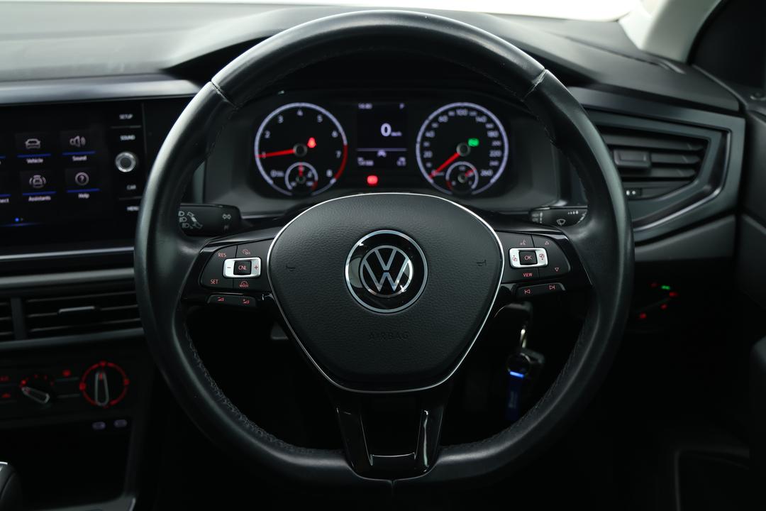 2021 Volkswagen Polo 70tsi Trendline, Automatic, 54188 km, Center Console