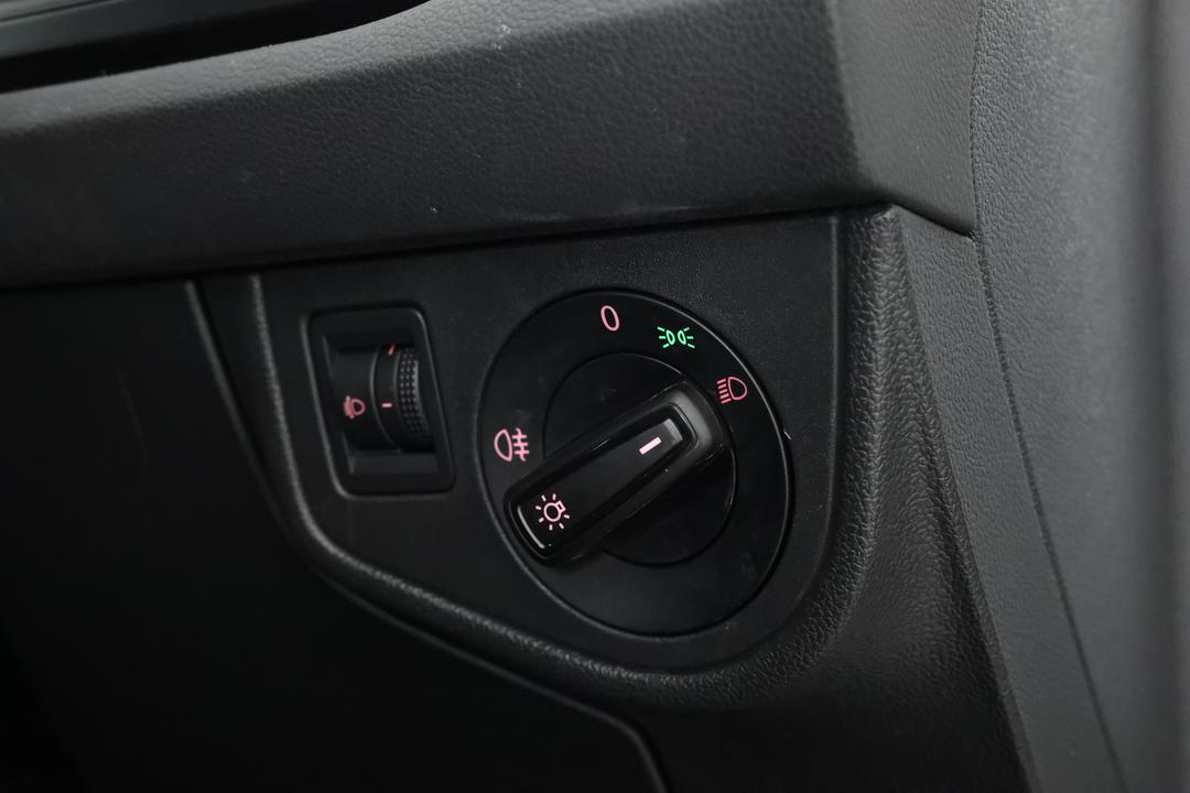 2021 Volkswagen Polo 70tsi Trendline, Automatic, 54188 km, Pedals and Footmat