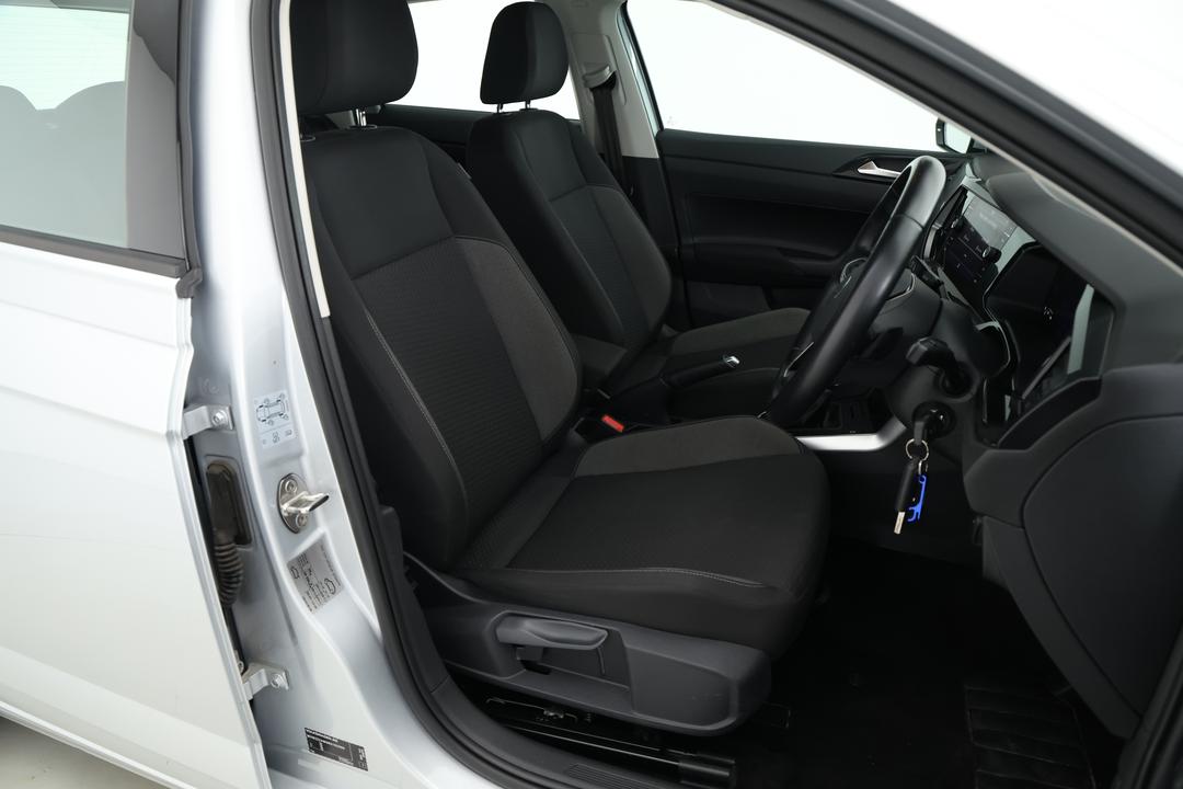 2024 Volkswagen Polo Life, Automatic, 31893 km, Odometer View