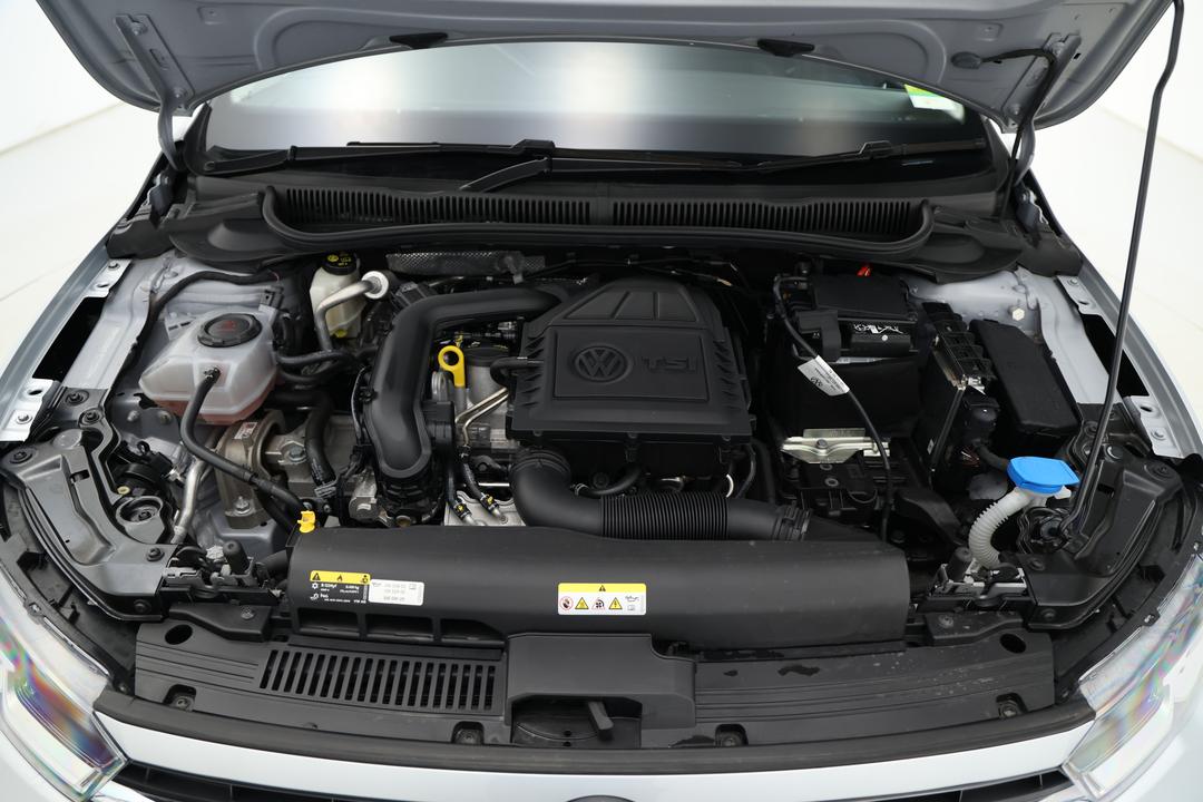 2024 Volkswagen Polo Life, Automatic, 31893 km, Open Bonnet (Engine)