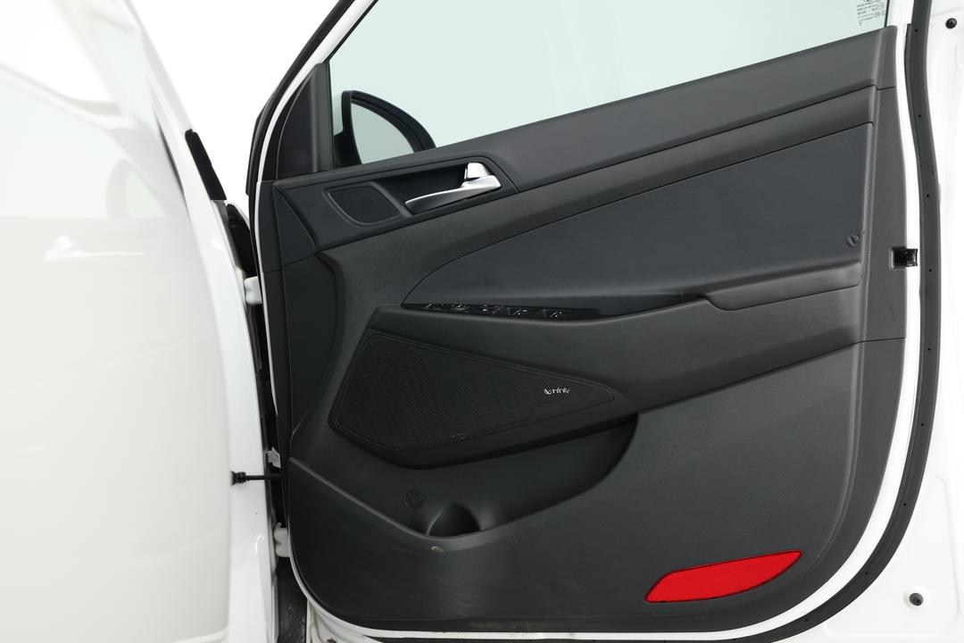 2020 Hyundai Tucson Elite (2WD), Automatic, 84488 km, Drivers Side Door Panel Controls