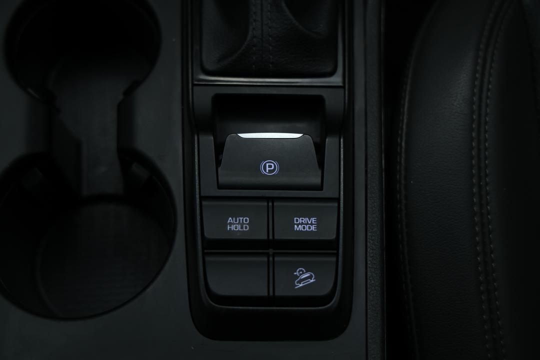 2020 Hyundai Tucson Elite (2WD), Automatic, 84488 km, Handbrake