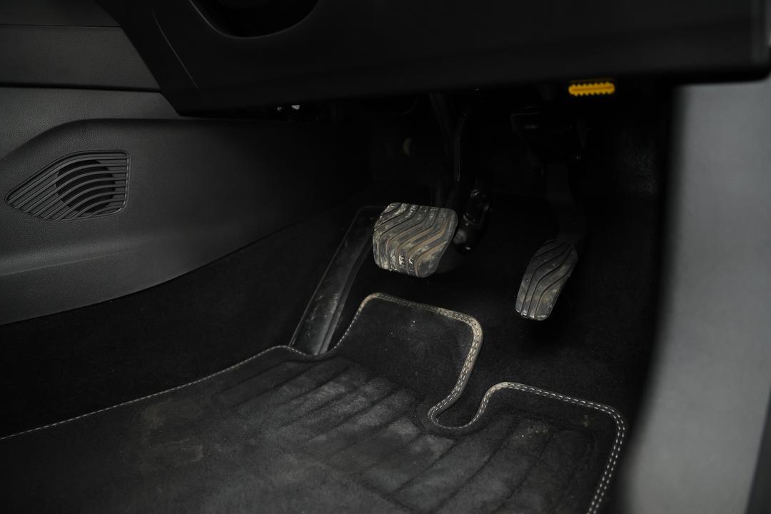 2022 Renault Arkana Intens, Automatic, 34189 km, Drivers Side Adjustment Panel