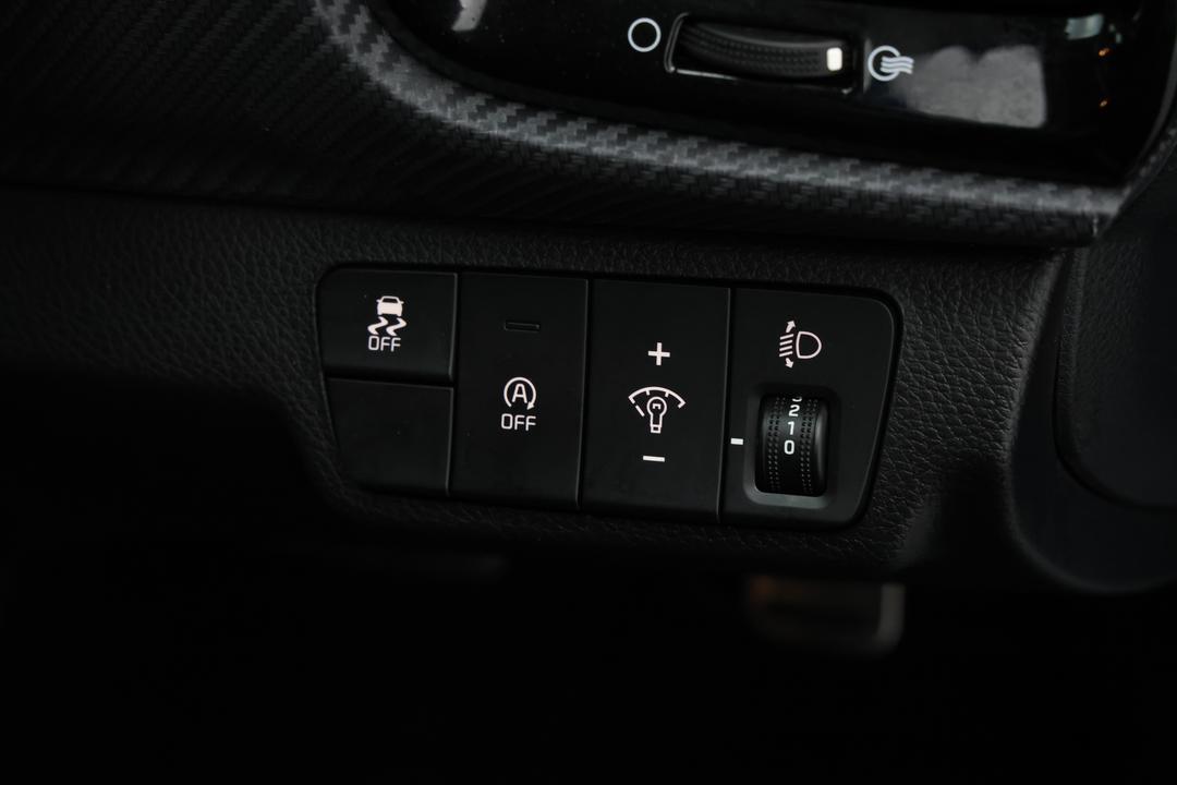 2022 Kia Stonic Gt-line, Automatic, 28761 km, Utility Switches/Buttons