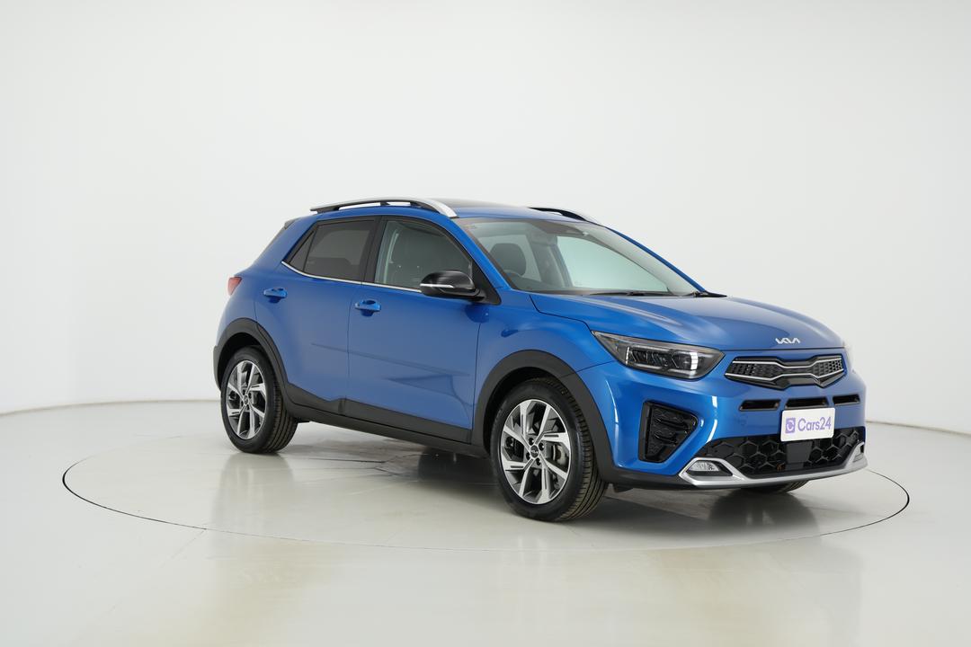 2022 Kia Stonic Gt-line, Automatic, 28761 km, Right Front Diagonal (45- Degree) View