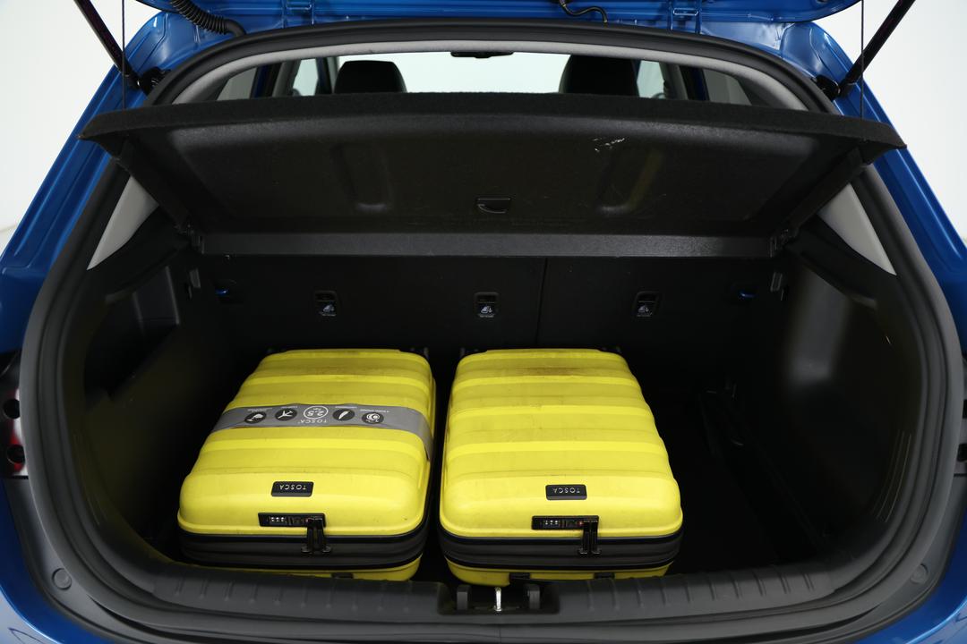 2022 Kia Stonic Gt-line, Automatic, 28761 km, Boot Inside View with Luggage