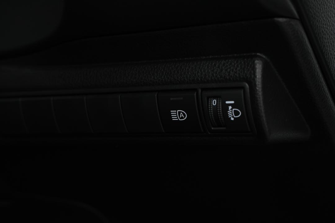 2024 Toyota Corolla Ascent Sport + Conv Pk Hybrid, Automatic, 36982 km, Utility Switches/Buttons