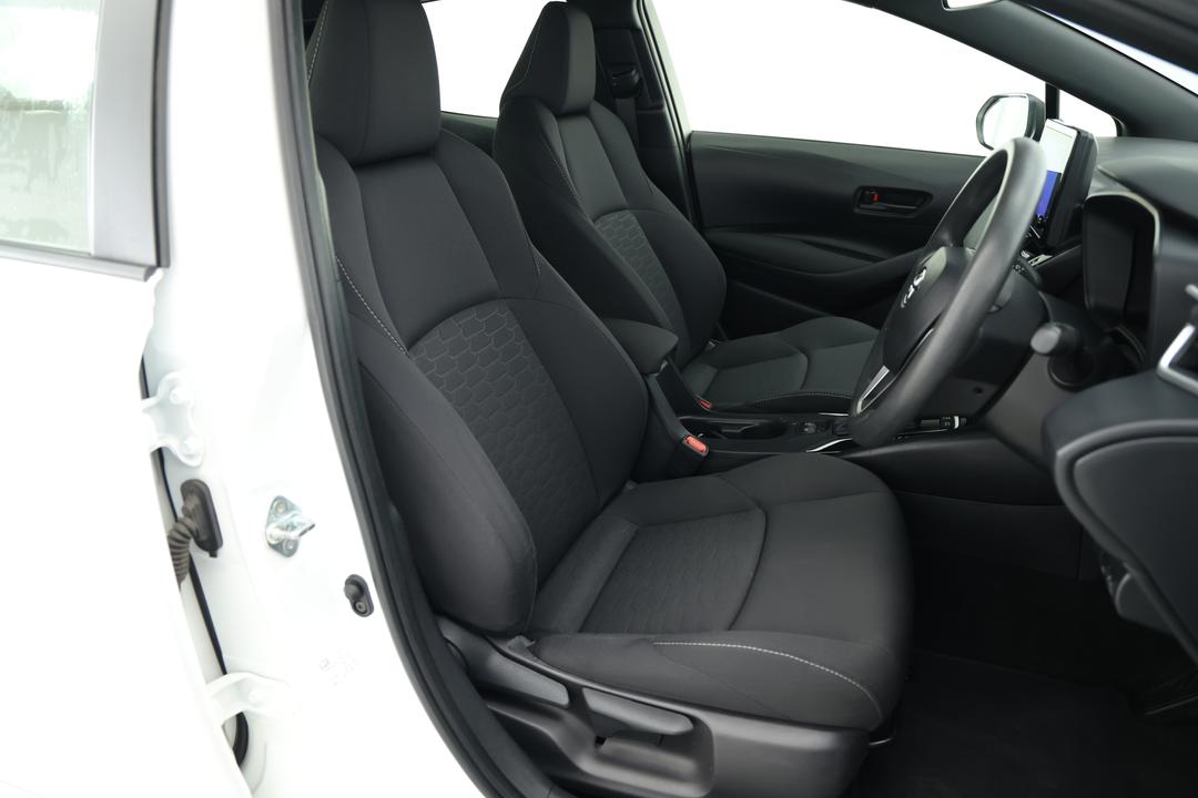 2024 Toyota Corolla Ascent Sport + Conv Pk Hybrid, Automatic, 36982 km, Right Side Front Door Cabin View