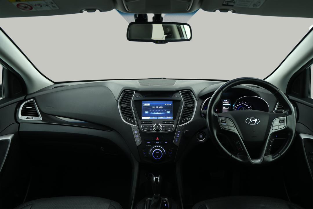 2014 Hyundai Santa Fe Elite Crdi (4x4), Automatic, 154046 km, Dashboard View