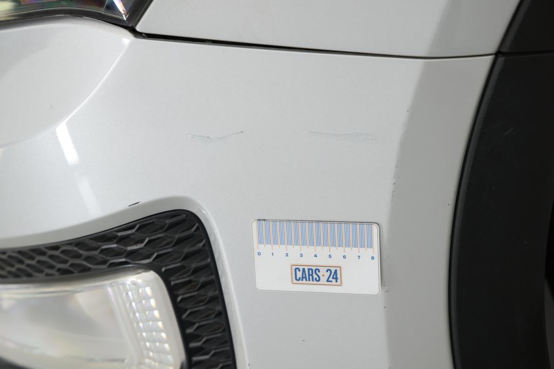 2014 Hyundai Santa Fe Elite Crdi (4x4), Automatic, 154046 km, Bumper Front Paint blemish