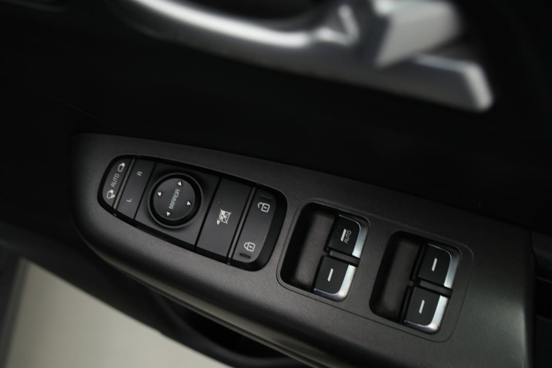 2019 Kia Sportage Si (FWD), Automatic, 87936 km, Drivers Side Door Panel Controls