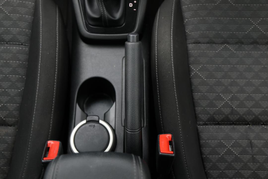 2018 Kia Rio S, Automatic, 61192 km, Handbrake