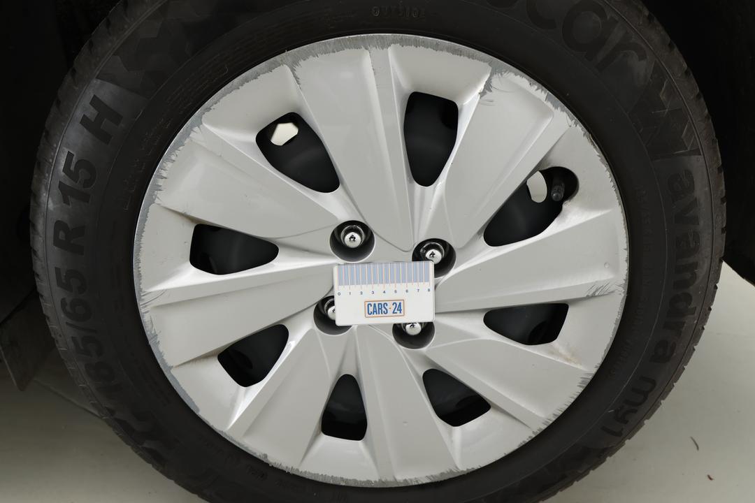 2018 Kia Rio S, Automatic, 61192 km, Wheels Rim Front RHS Gutter Rash