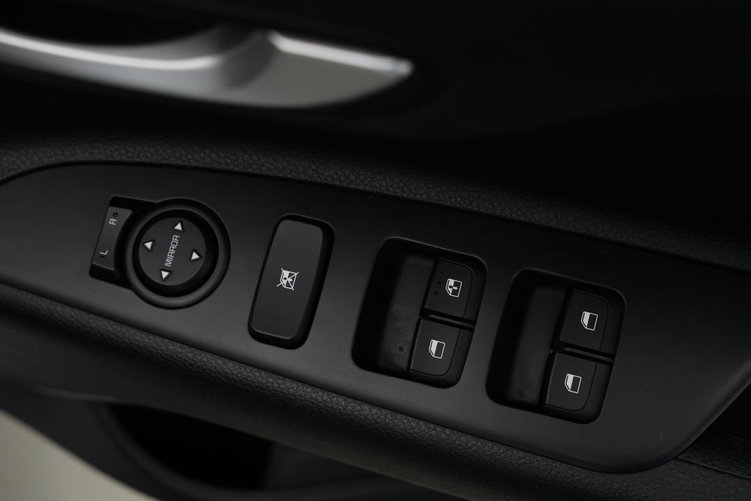 2018 Kia Rio S, Automatic, 61192 km, Right Side Front Door Cabin View