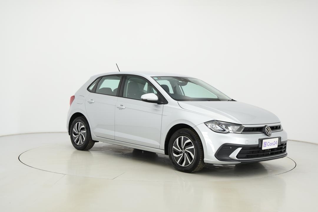 2024 Volkswagen Polo Life, Automatic, 28110 km, Right Front Diagonal (45- Degree) View