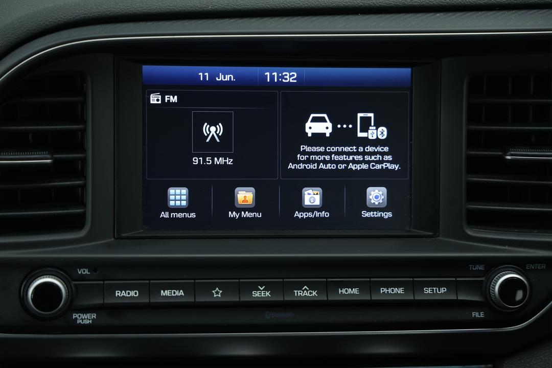 2018 Hyundai Elantra Go, Automatic, 93331 km, Infotainment System