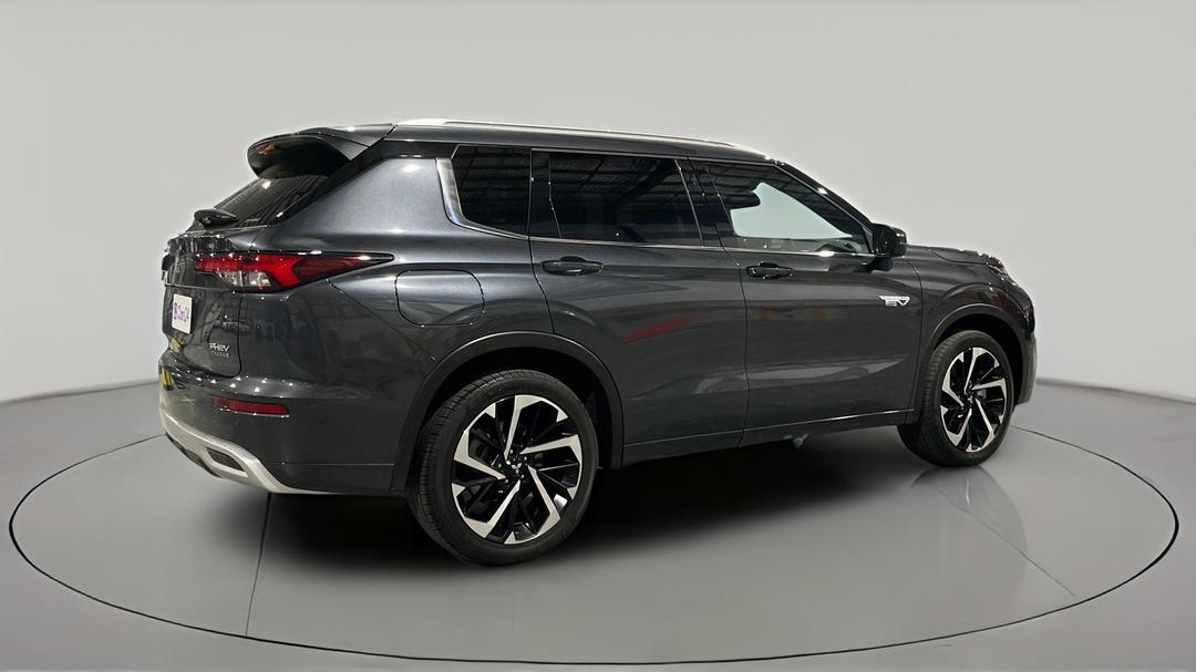 2024 Mitsubishi Outlander Phev Exceed 5+2 Seat (AWD), Automatic, 22949 km, Right Back Diagonal (45- Degree) View