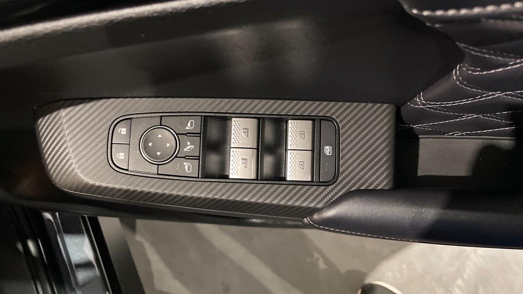 2024 Mitsubishi Outlander Phev Exceed 5+2 Seat (AWD), Automatic, 22949 km, Drivers Side Door Panel Controls