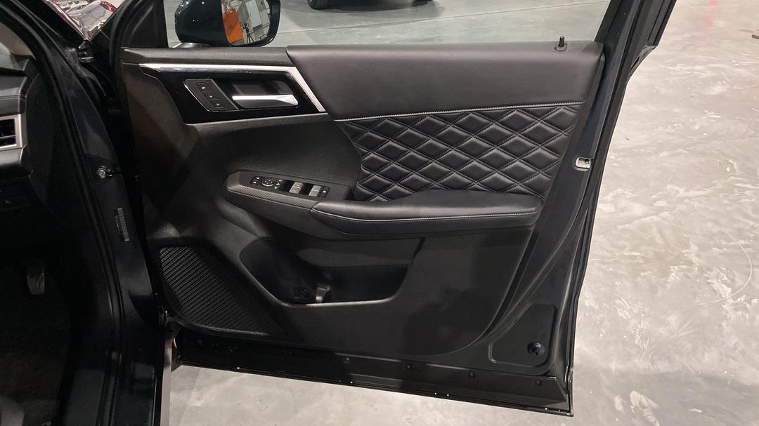 2024 Mitsubishi Outlander Phev Exceed 5+2 Seat (AWD), Automatic, 22949 km, Speaker View