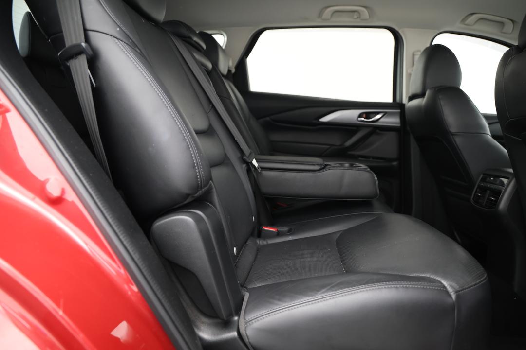 2017 Mazda CX-9 Touring (AWD), Automatic, 101306 km, Right Side Rear Door Cabin View