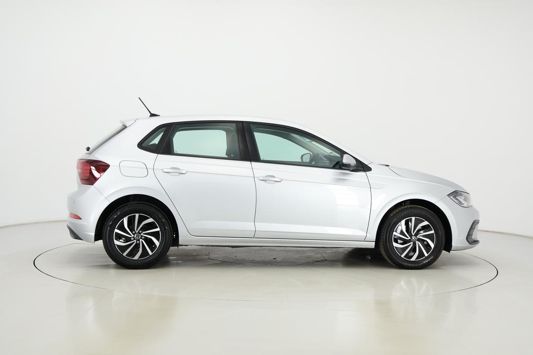 2024 Volkswagen Polo Life, Automatic, 29525 km, Right Side View