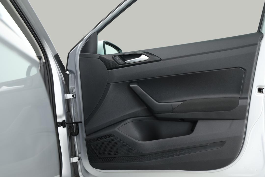 2024 Volkswagen Polo Life, Automatic, 29525 km, Right Side Front Door Cabin View