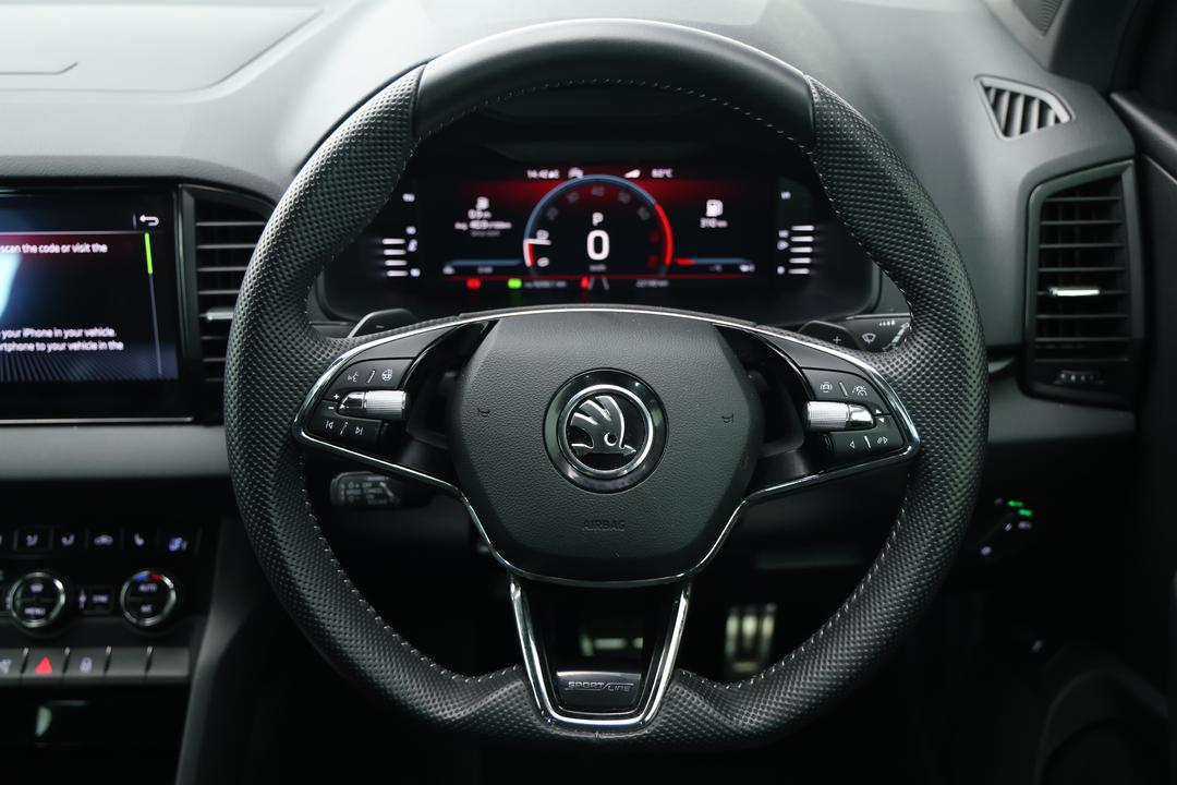 2022 SKODA Karoq Sportline (4x4) 140tsi, Automatic, 22190 km, Steering Wheel Close-up
