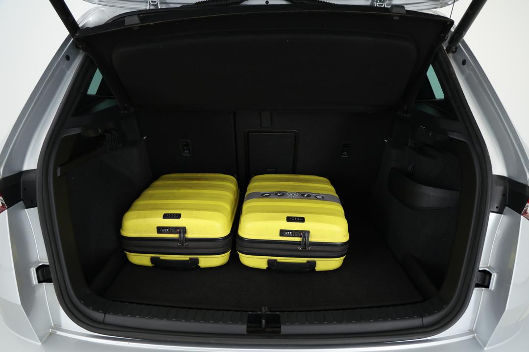 2022 SKODA Karoq Sportline (4x4) 140tsi, Automatic, 22190 km, Boot Inside View with Luggage
