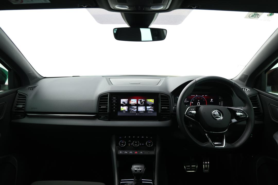2022 SKODA Karoq Sportline (4x4) 140tsi, Automatic, 22190 km, Dashboard View
