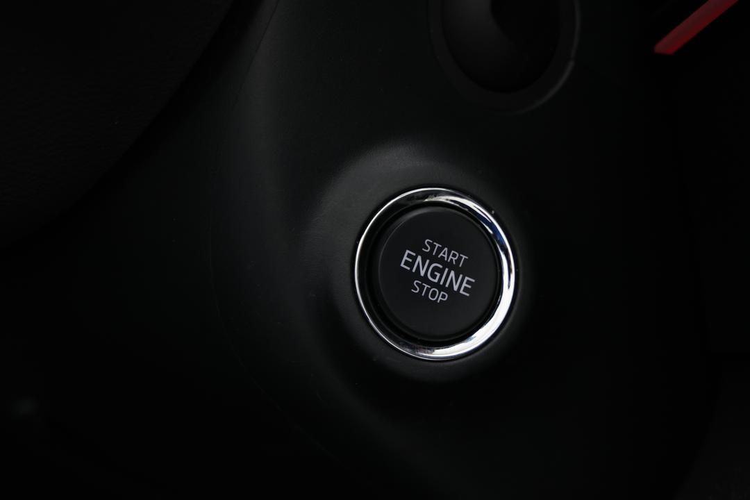 2022 SKODA Karoq Sportline (4x4) 140tsi, Automatic, 22190 km, Keyless / Button Start