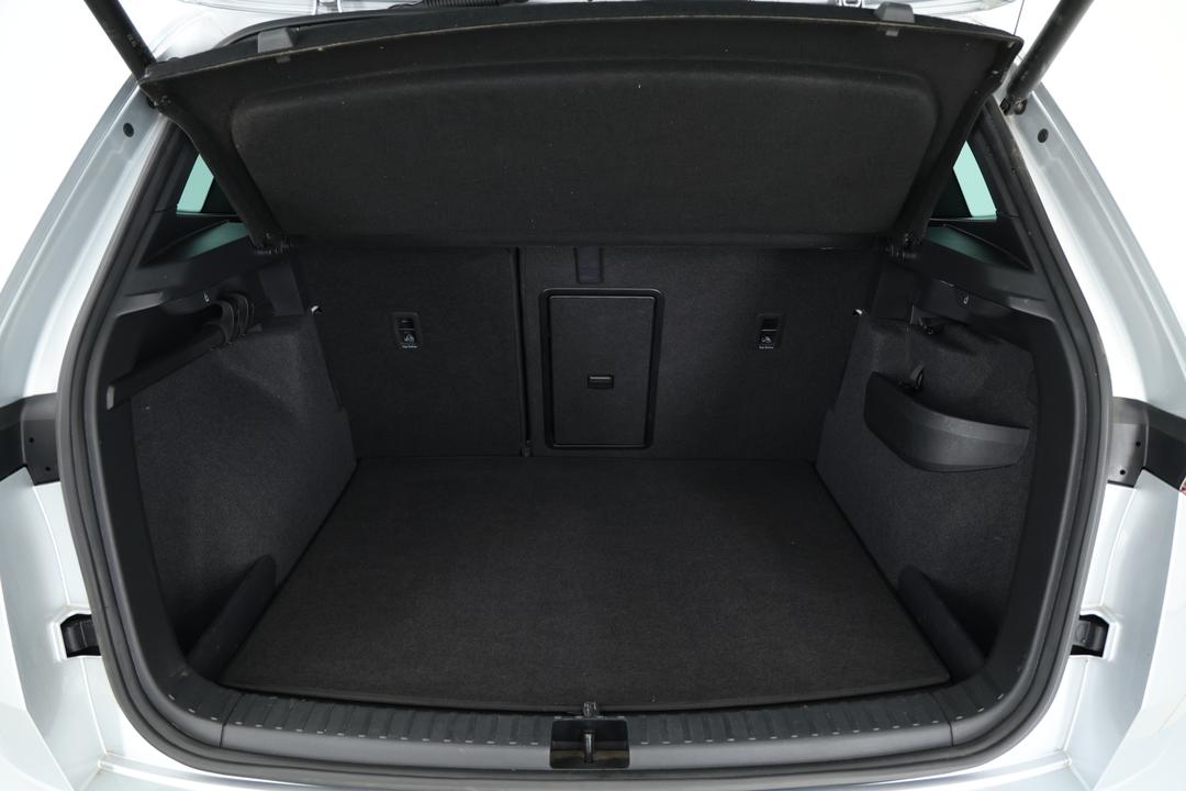 2022 SKODA Karoq Sportline (4x4) 140tsi, Automatic, 22190 km, Boot Inside View