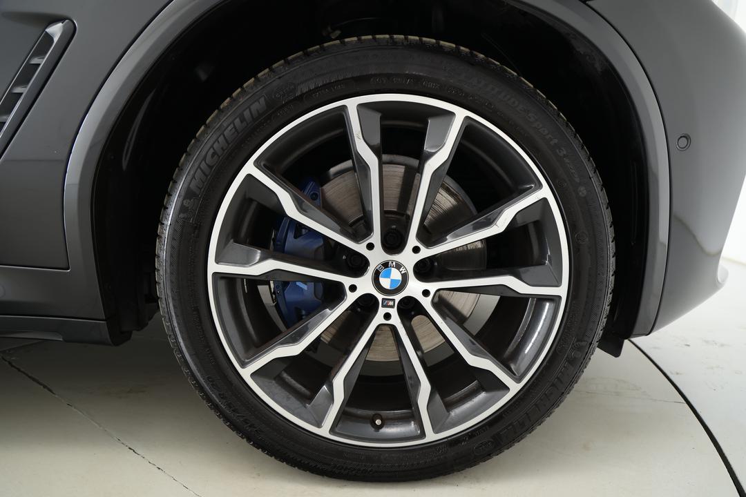 2021 BMW X3 xDrive30i M Sport, Automatic, 70656 km, Right Front Wheel