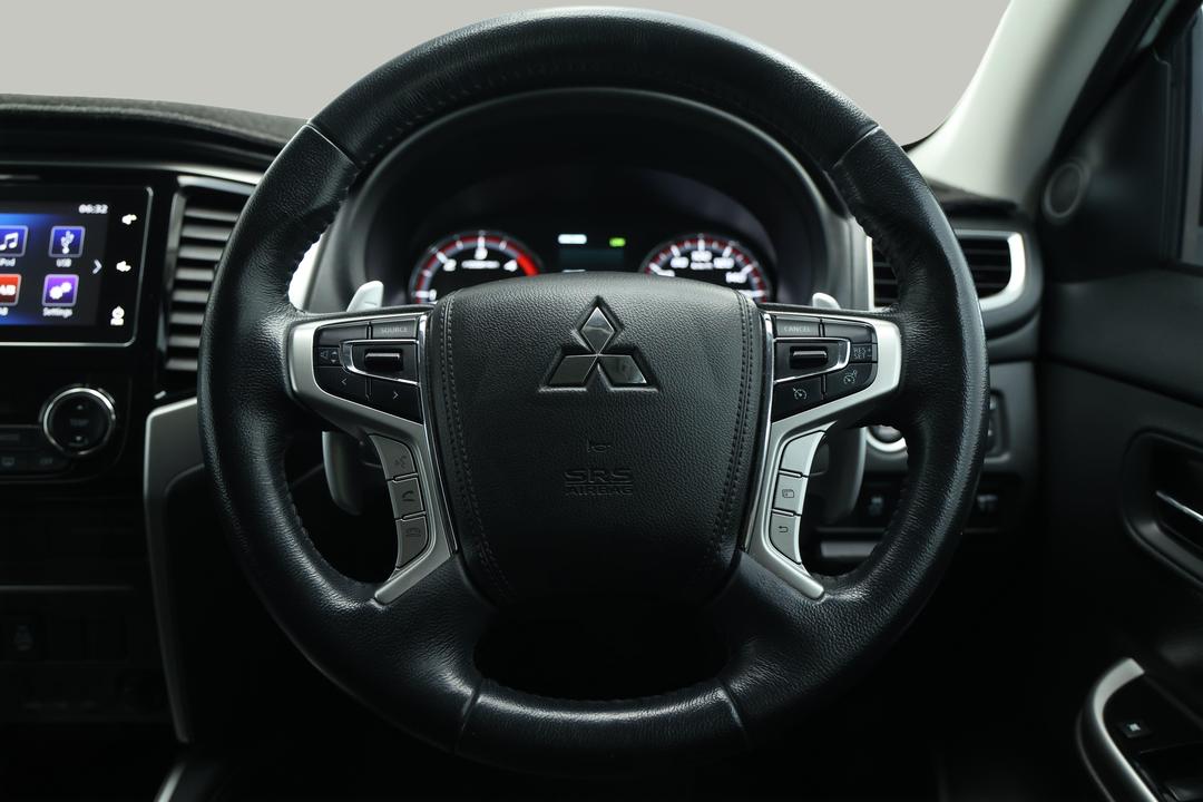 2021 Mitsubishi Triton Gls (4x4), Automatic, 58535 km, Steering Wheel Close-up