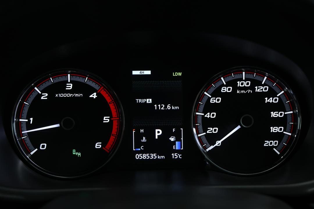 2021 Mitsubishi Triton Gls (4x4), Automatic, 58535 km, Key Close-up