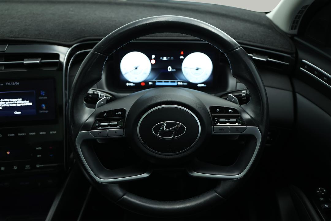 2022 Hyundai Tucson Highlander (AWD), Automatic, 68699 km, Steering Wheel Close-up