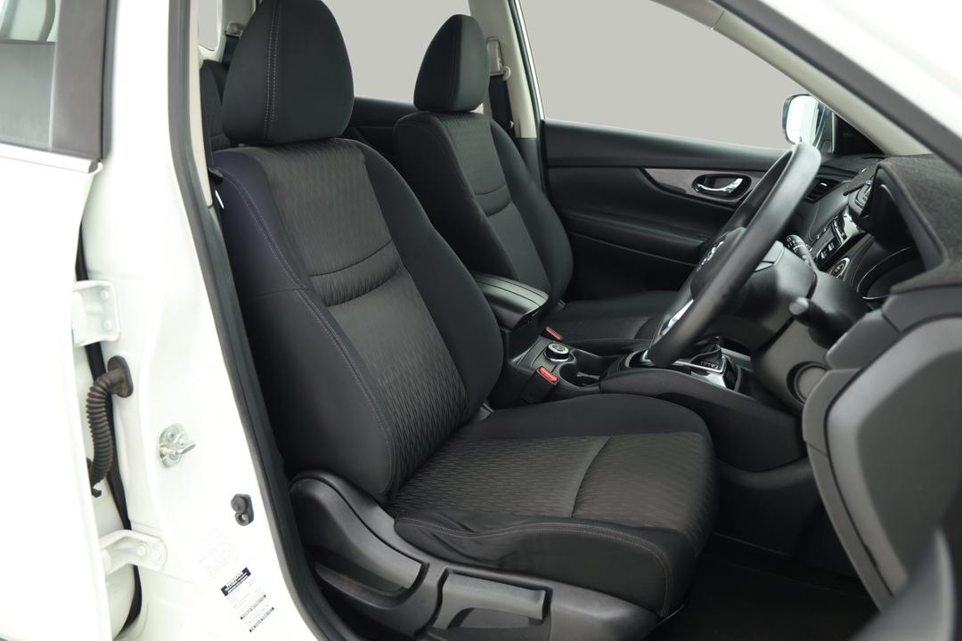 2018 Nissan X-trail Ts (4WD), Automatic, 146731 km, Right Side Front Door Cabin View
