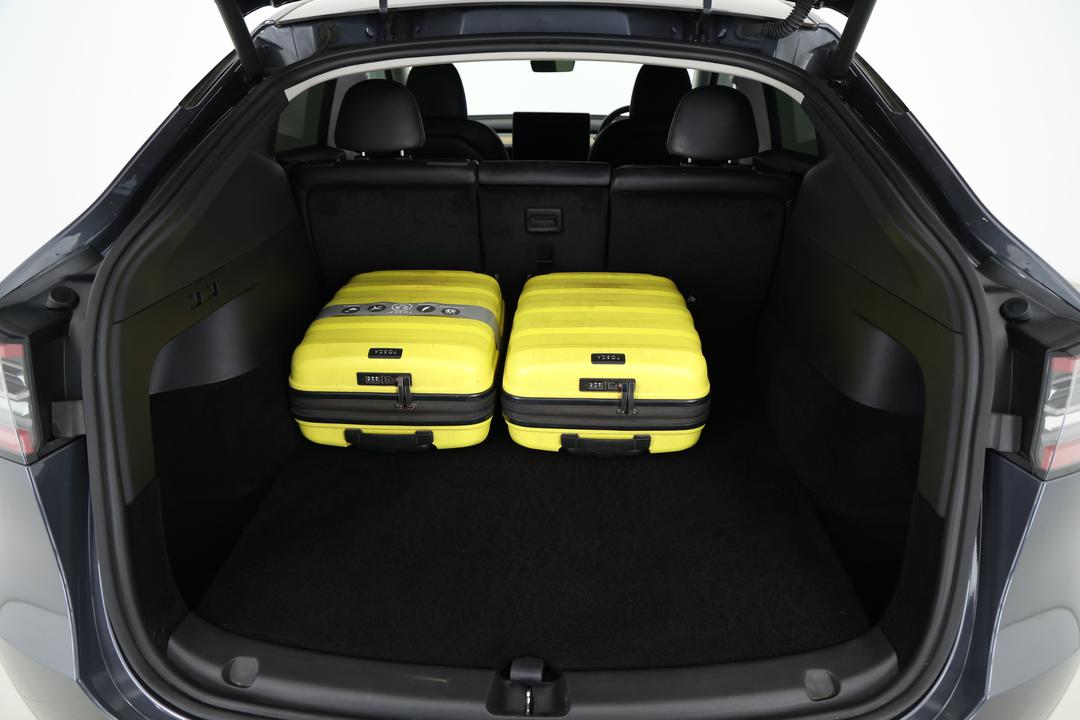2023 Tesla Model Y Rear-wheel Drive, Automatic, 54537 km, Boot Inside View with Luggage