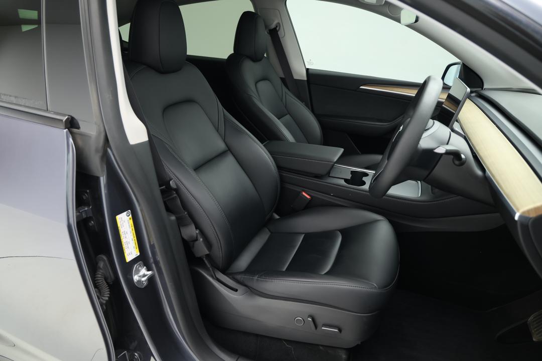 2023 Tesla Model Y Rear-wheel Drive, Automatic, 54537 km, Drivers Side Adjustment Panel