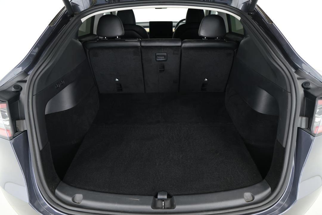 2023 Tesla Model Y Rear-wheel Drive, Automatic, 54537 km, Boot Inside View